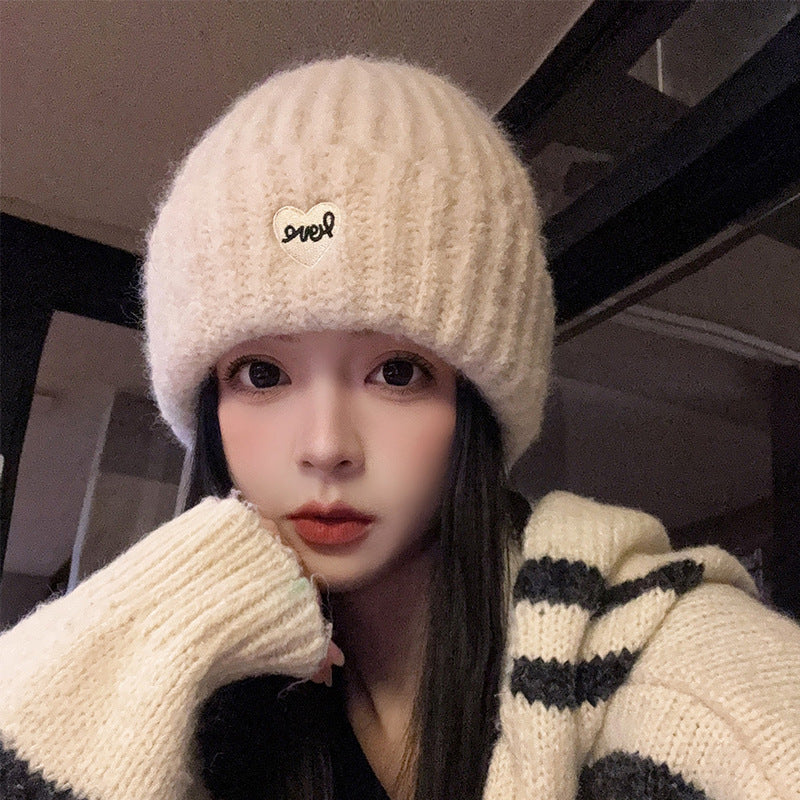 Sweet Cool Heart Embroidered Knit Beanie for Women, Fall and Winter, Japanese Style, Cold Weather Ear Protection and Warmth, Trendy Head Covering